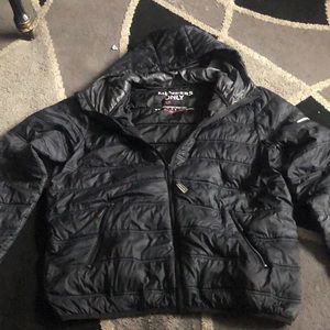 It’s had inside pockets too